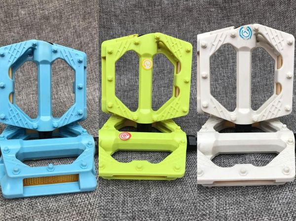 

mtb bmx super light plastic pedals mountain bike road bike bicycle pedal