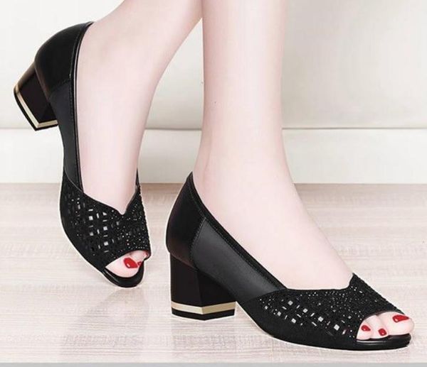 

2019 women's sandals in summer with new style high heel coarse heel @w33, Black