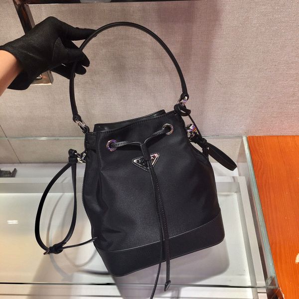 

new ladies handbag 7a high-end custom quality handbag fashion business casual style metal accessories with detachable long shoulder strap