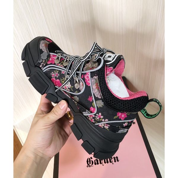 

2020 new high-quality women's leather casual sneakers high-end casual shoes