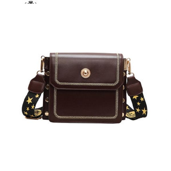 

bag female 2019 new wave casual fashion wild solid color shoulder small square bag port wind retro messenger