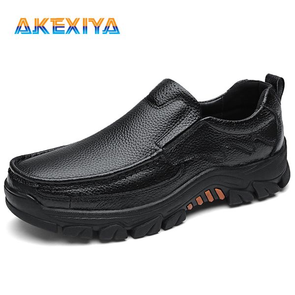 

sell new mens casual shoes leather mens loafers breathable non-slip hiking shoes fashion men driving, Black