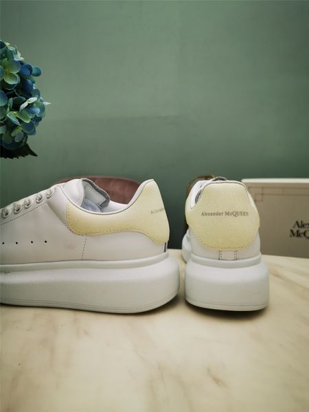 

platform men's and women's shoes wild vintage luxury luminous white shoes frosted suede leather pure blackboard shoes 02, Black