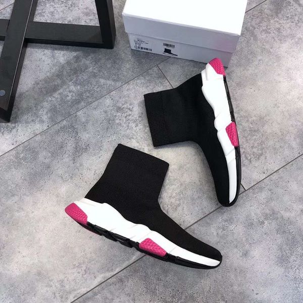 

2019 designer sneakers speed runner fashion shoes sock triple black red flat trainer men women casual shoes sport with dust bag cs05