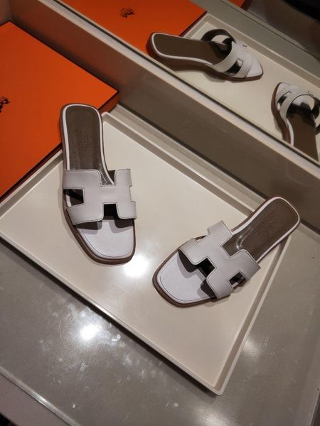 

Summer men sandal new women's white flat shoes cool and comfortable Women