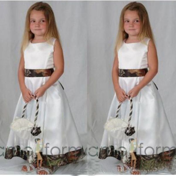 Lange Camo-Blumenmädchenkleider für die Hochzeit, Stain A Line, süße Festzugskleider für Mädchen, Erstkommunion-Kleider