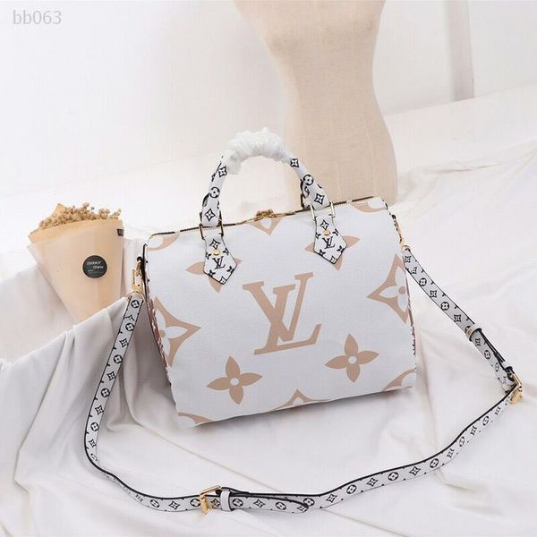 

new commuter high qulity classic large capacity womens handbags flower ladies composite tote pu leather clutch shoulder bags female purse