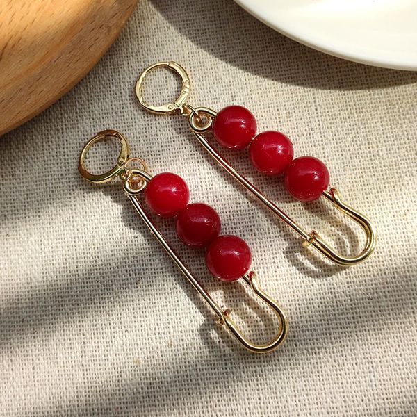 

flatfoosie 2019 красных бусы уникальной скрепка безопасность pin серьга для женщин моды металл золота цвет мотаться падение серьги ювелирных, Silver
