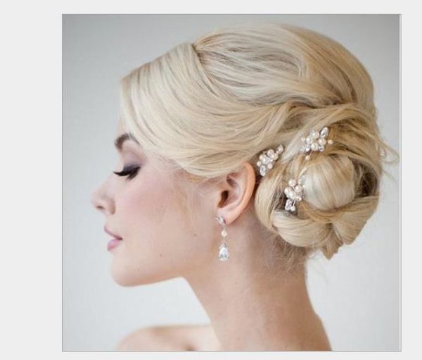 

bride headdress, pearl hair hammer, marriage bride jewelry, film house and adornment, Slivery;golden