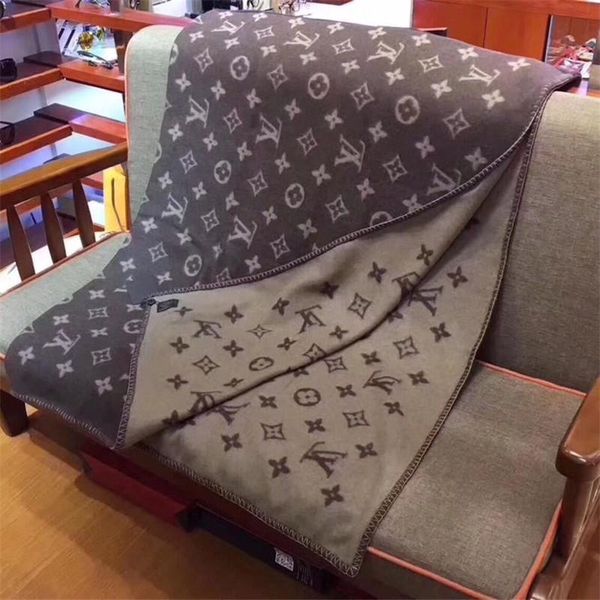 

classic stylr neo monogram home blanket fashion print shawl for women delicate cashmere warm blanket 130*150cm