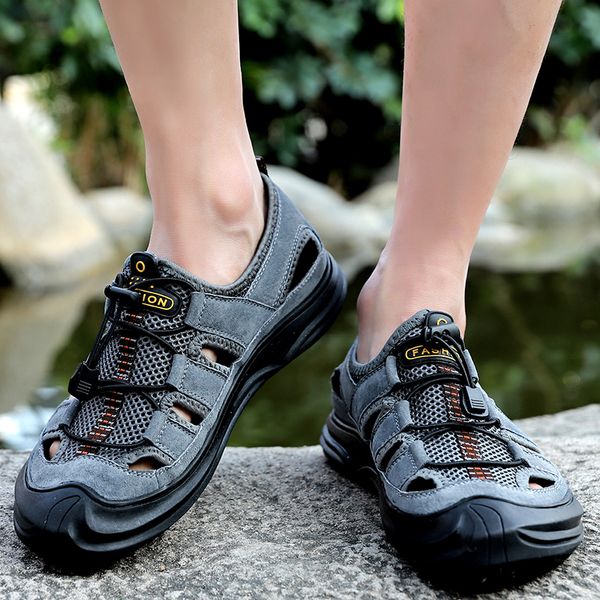 

2020 summer new quick-drying hole shoes men's waterway amphibious outdoor beach sandals non-slip fishing wading shoes, Black