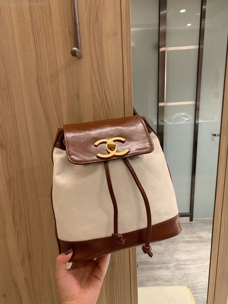 

2020 new fashionable woman travel backpacks soft leather mini backpack