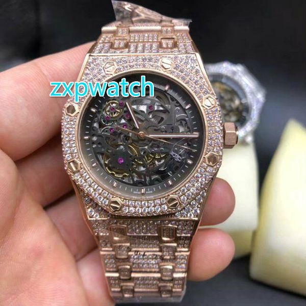 

Часы с бриллиантами, полностью замороженные, с автоматическим подзаводом 39 мм. Часы Сапфир из розового золота.