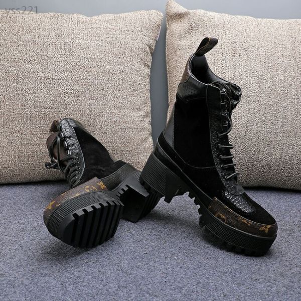 

high-end winter new short boots custom heel high heel martin boots leisure lace-up vintage thick bottom motorcycle boots, Black