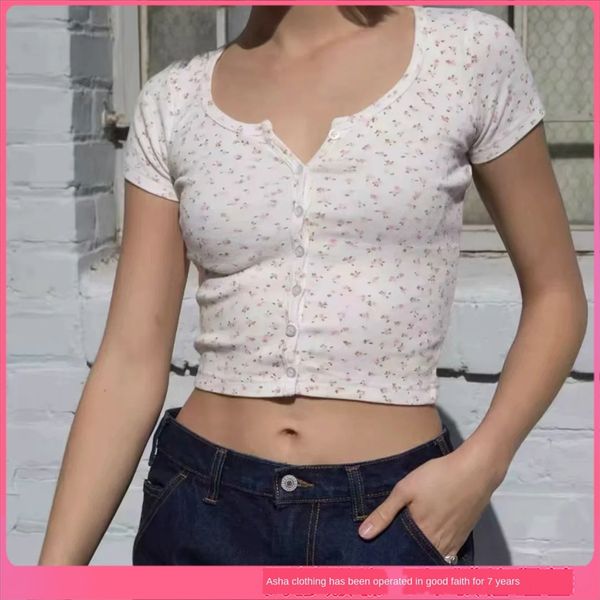 

american-style elastic thread buckle short-sleeved t-shirt 2020 single-breasted tight skinny navel short female american-style elastic t, White