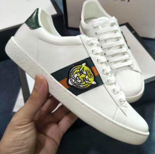 With Box Sneaker Casual Shoes Trainers 