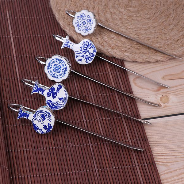 

vintage porcelain vase bookmark for books blue and white metal bookmark school stationery items creative unique gift