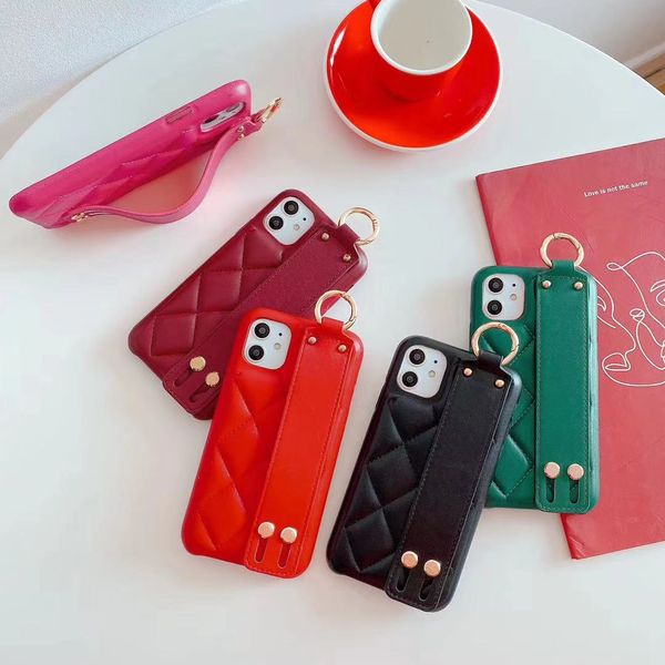 

new fashion luxury design phone case for iphonex xs xr xsmax x 7plus/8plus 7/8 6/6sp 6/6s leather phone case with brand wristband 11 pro max