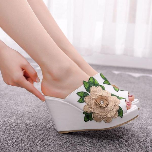 

crystal black white peep toe platform wedges sandals wedges high heels slippers beach sandals for women lace flower