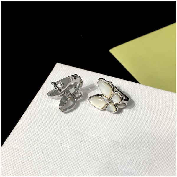 

flower earrings clover temperament lady earrings dance party high-end quality luxury fashion eardrop luxury designer jewelry for women, White