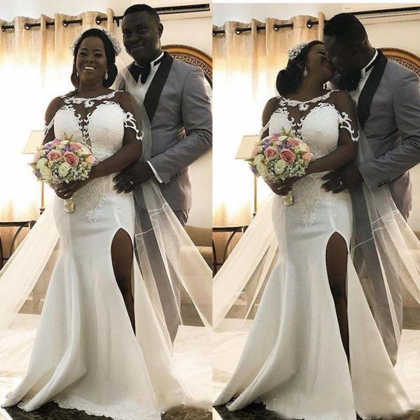 

2019 Split Mermaid Wedding Dresses Sheer Neck Lace Appliques Plus Size Bridal Gowns Zipper Back Cheap Black Girl Wedding Dress