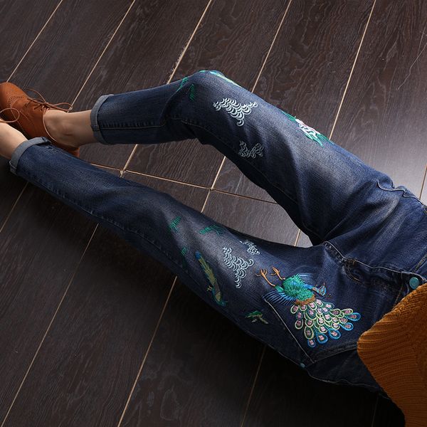 

denim embroidery jeans woman bottoms 2017 summer high waist jeans female casual light blue boyfriend pants capris women