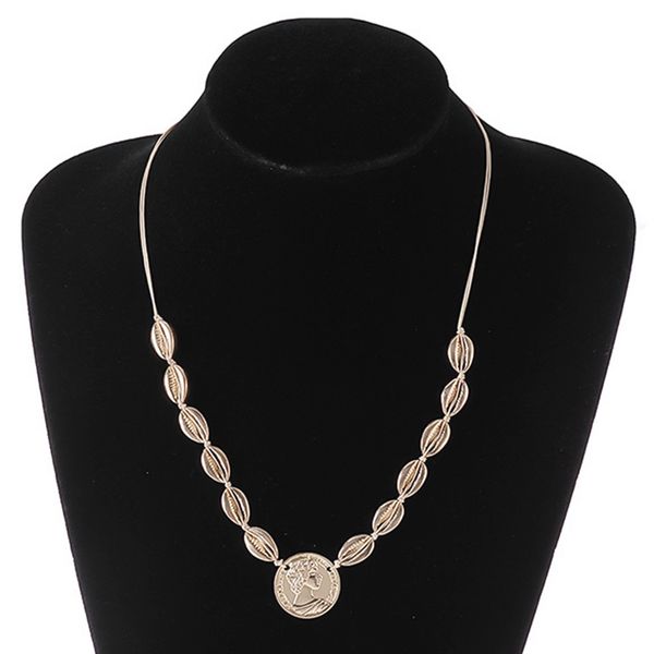 

vintage alloy shell beauty head necklace pendant necklace female charm imitation pearl bohemian jewelry 2019 new, Silver