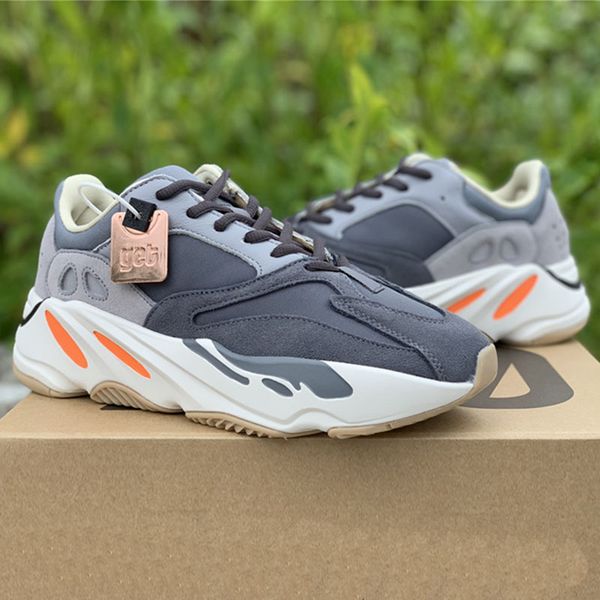 

New 700 V2 Magnet Running Shoes Wave Runner 2019 Designer Mens Women Kanye West Fashion Sports Sneakers Top Quality Size 36-46.5