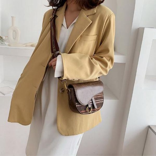 

new 2019 style saddle bag with one shoulder and oblique straddleaaa420