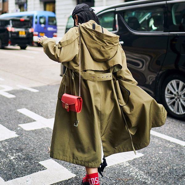 

gladself 2018 spring autumn fashion casual long sleeve army green oversized cargo hooded trench coat long windbreaker for women, Tan;black