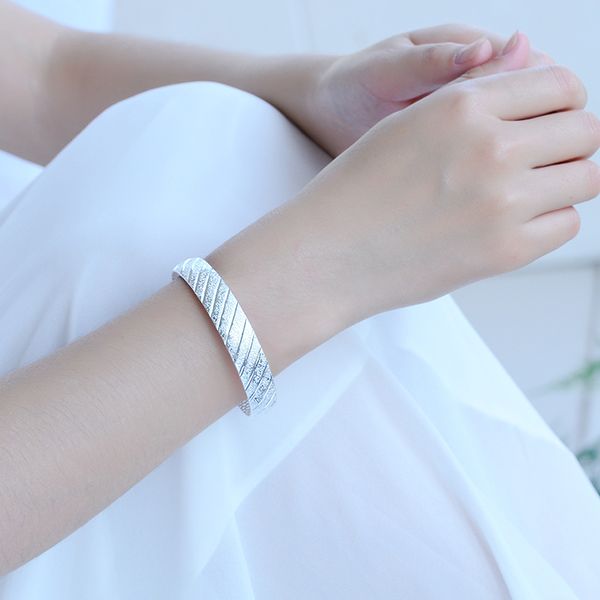 

s925 silver bracelet opening adjustable meteor shower jewelry fashion ladies europe and the united states popular, Black