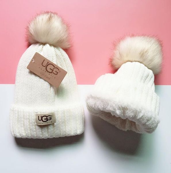 

мужчины зимы женщин beanie мужчины шляпа случайные трикотажные шапки шляпы мужчины спортивная шапка черного серый белый желтый качества высо, Blue;gray