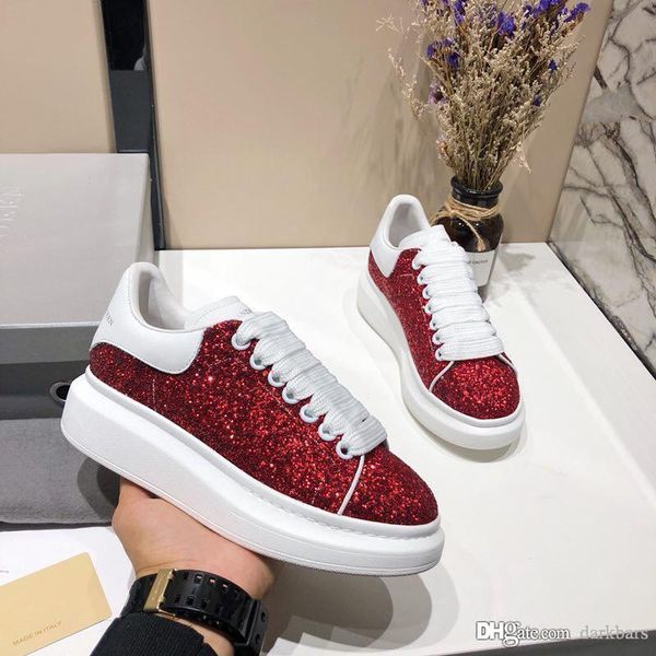 

AlexanderMcQueeenAw Alexander Fash McQueens Мужские кожаные лакированные кроссовки Larry с оригинально