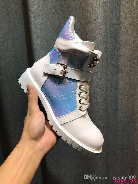 

a8 design women martin boots fashion flamingos love arrow medal 100% real leather coarse desert boot winter leather luxury woman shoes