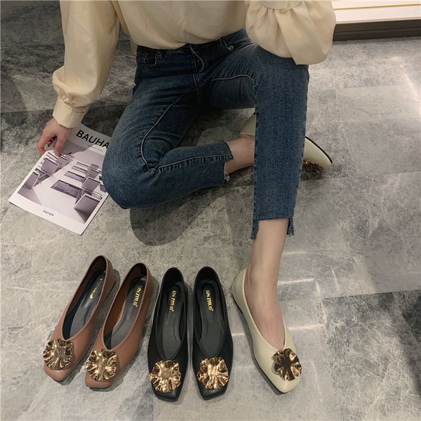 

korean shoes shallow mouth square toe metal chain casual female sneakers shose women 2019 new grandma buckle summer dress solid, Black