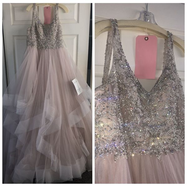 

роскошные кристаллы тюль blush свадебное платье a-line свадебные платья из бисера с гофрированные юбки zipper up скидка свадебные платья ves, White