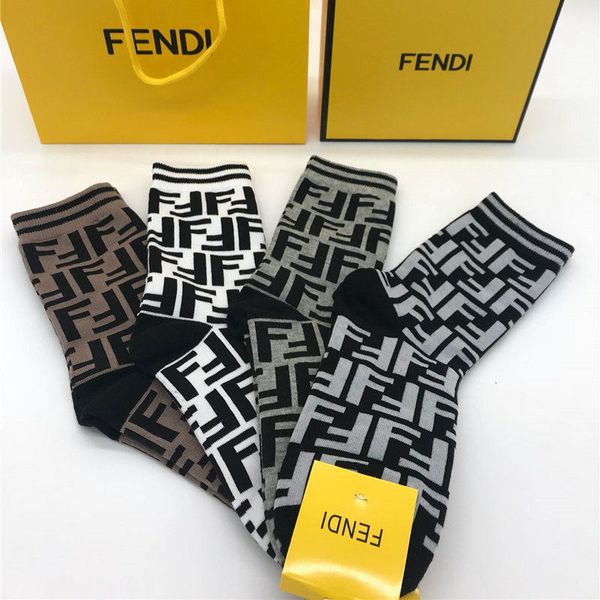

Luxury Unisex Long Socks Autumn Winter Designer Short Sports Socks Fashion Gentlemen Ladies Comfortable Casual Socks
