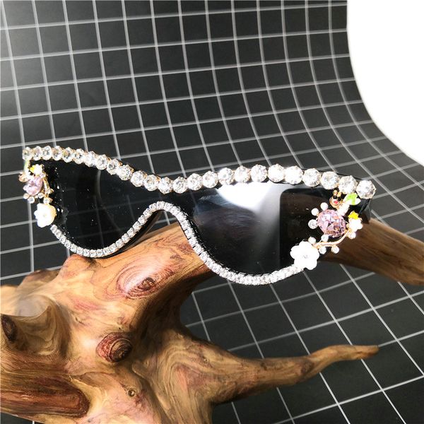 

unique metal cat rhinestone sunglasses women 2019 new brand designer diamond sunglasses female shades for women fml, White;black