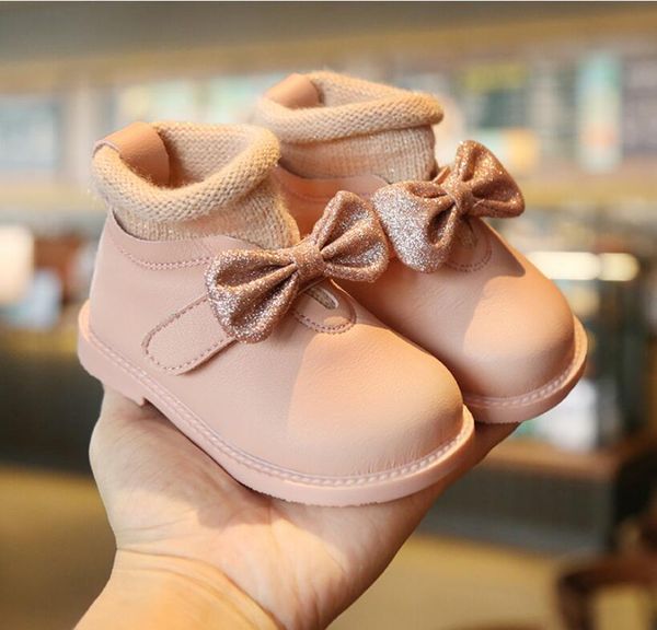 

2019 autumn and winter new female baby princess shoes soft bottom 1-4 years old baby toddler shoes plus velvet cotton, Black;grey