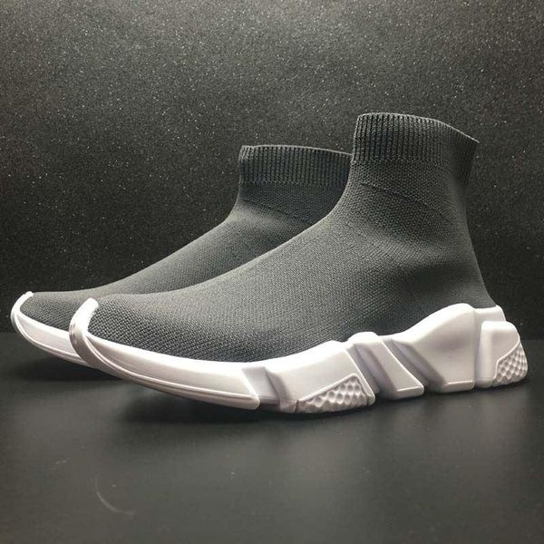 

paris 2020 luxury sock shoes speed trainer sneakers race runners triple black white red men women sports running shoes