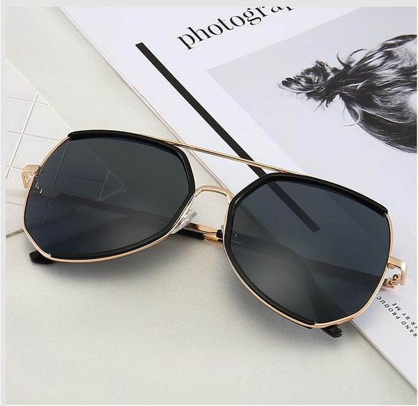 

brand women luxury designer sunglasses men designer sunglasses fashion classic retro protection sunglasses glasses air slippers, White;black