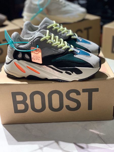 

luxury women's men's v700 kanye jogging casual shoes outdoor sports basketball shoes triple platform men's shoes hospital blu, Black