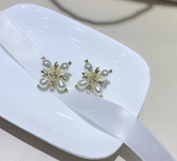 

362 2.5cm korean fashion pearl alloy silver needle ear ornaments,designer earrings,luxury earrings accessories vip gift, White