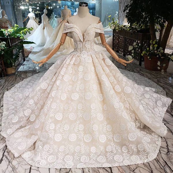 2019 Newest Design Robe Pour Mariage Marocain Sexy Sweetheart Deep V Neck Wedding Dresses Exquisite Applique Lace Up Back Wedding Gowns Gorgeous