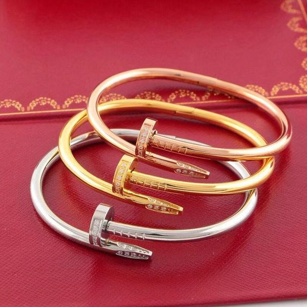 

silver classic bracelet cartier women jewelry designer diamond logo fashion titanium steel bracelet vacuum gold-plated never fade, Golden;silver