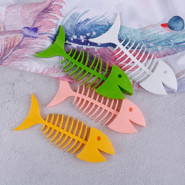 

1pcs fish box saver traveling portable dish soap shelf creative silicone soap box fish bone shape holder for bathroom kitchen