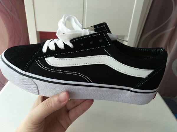 

2019 new big size 35-45 casual shoes low classic canvas shoe men's/women's canvas shoes, Black