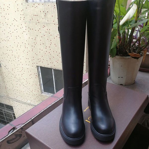 

2020 european station high boots women knees autumn slip-on thin section sheepskin thick with sleeve boots tide size 35-40, Black