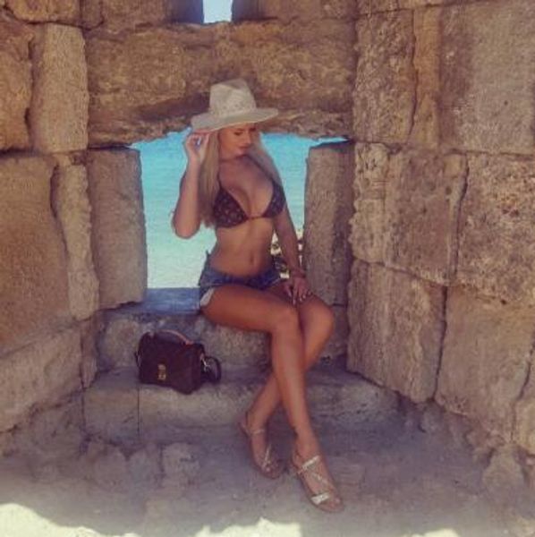 

19lv designers womens swimming bikini underwear swimwear beach swimsuit bathing clothes ladies swimsuits two piece knot with tags a01, White;black