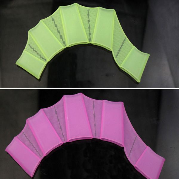 

1 pair swimming training hands webbed for men women child silicone half finger hand fins gloves ed-shipping